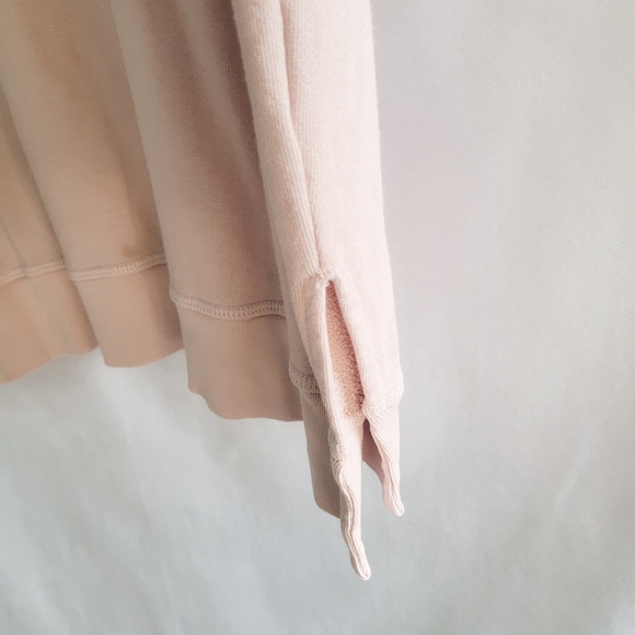 Found Made In LA Pink Terry Knit Cozy Pullover Oversized Sweatshirt Size Medium - Picture 5 of 6